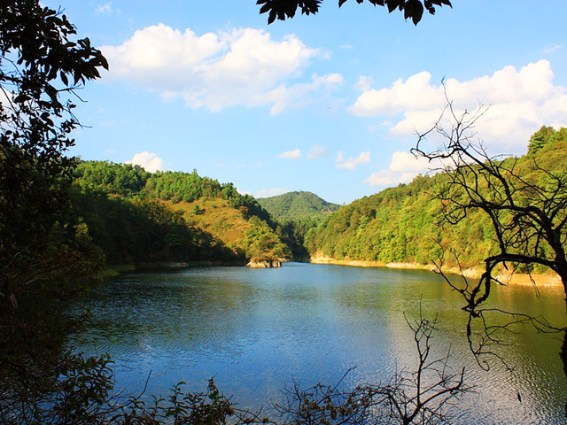 昆明野鴨湖拓展訓(xùn)練基地